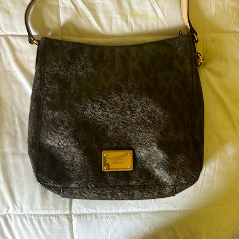 Michael Kors crossbody